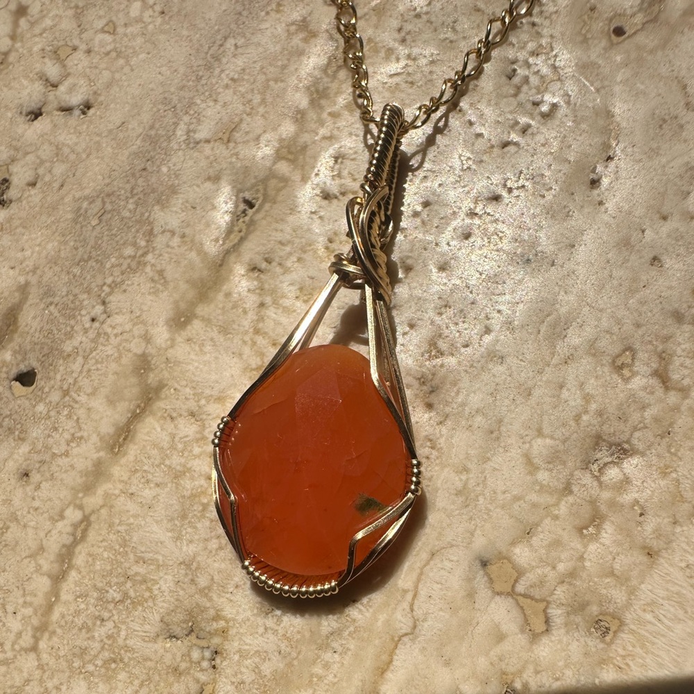 14k Gold Filled Natural Carnelian Necklace Pendant - Picture 3 of 9